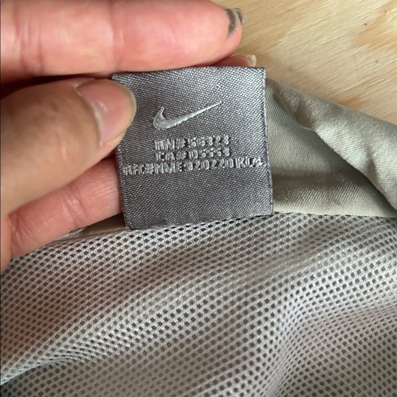 Nike Youth Zip-Up Jacket - Beige with White Stripes | Size L (12-14) - Picture 8 of 9